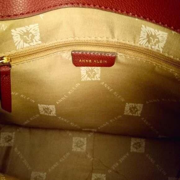 Anne Klein  Bag AK Embossed Satchel/Shoulder/Color Red /POCKETS/Gold Hardware - Picture 9 of 14
